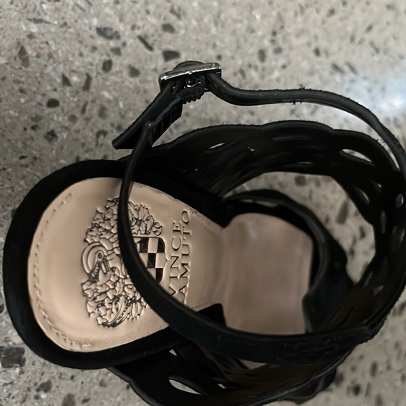 Vince Camuto suede leather filigree sandals size 8 - Picture 7 of 7